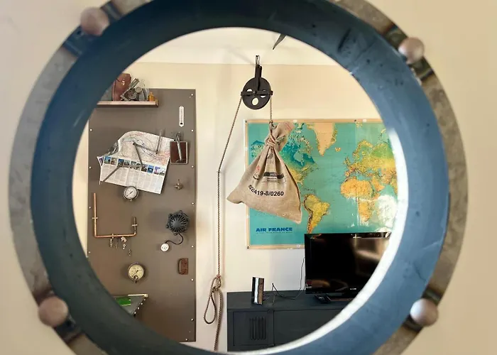 Unique ! Le Nautilus - Univers Abyssal Apartment *